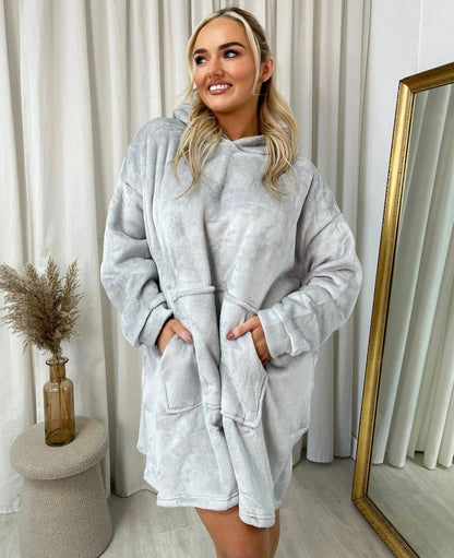 Oversized Fluffy Winter Blanket Hoodie
